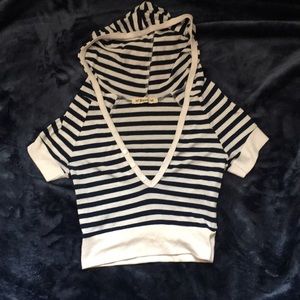 Striped stretchy crop top